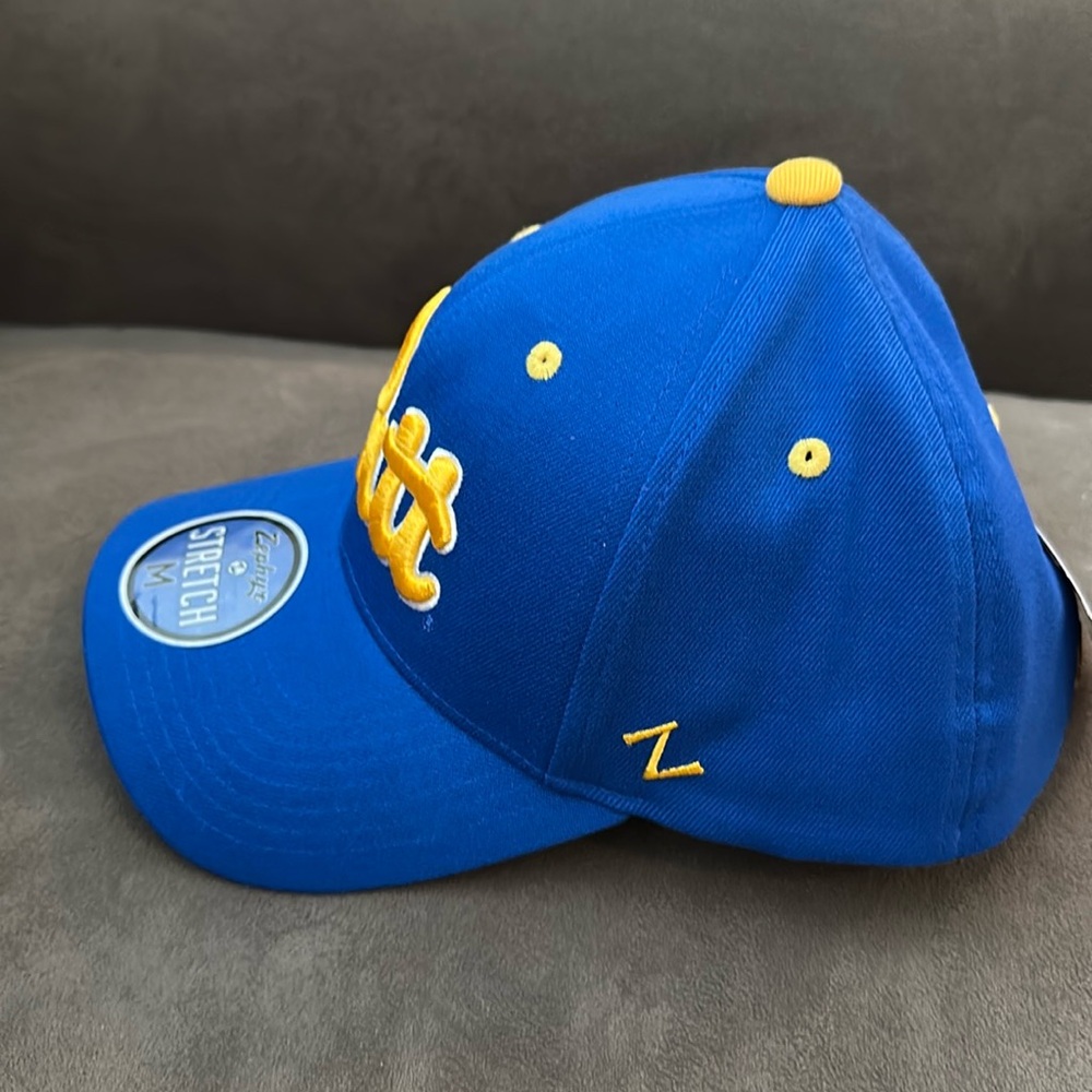 NWT Zephyr Men's PITT Stretch Hat - Picture 3 of 3